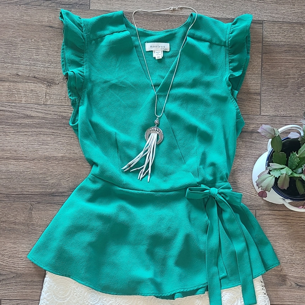 Hardly Worn - MONTEAU - Emerald Green Cross Front Blouse, Faux Side Tie, Size M